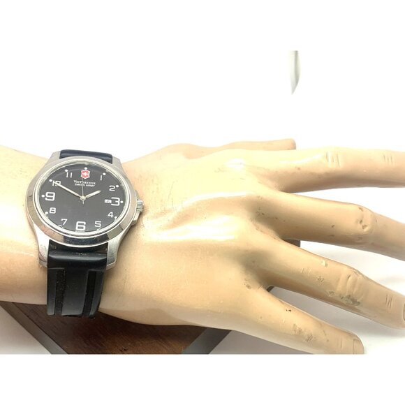 Victorinox Swiss Army Men's Watch 241387.CB Black Dial Quartz Rubber Strap 40mm - Picture 4 of 14